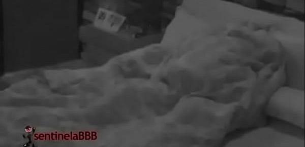Emilly fudendo com Marcos no bbb